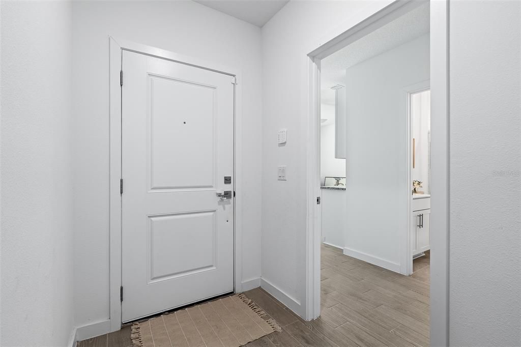 For Sale: $375,000 (4 beds, 3 baths, 2094 Square Feet)