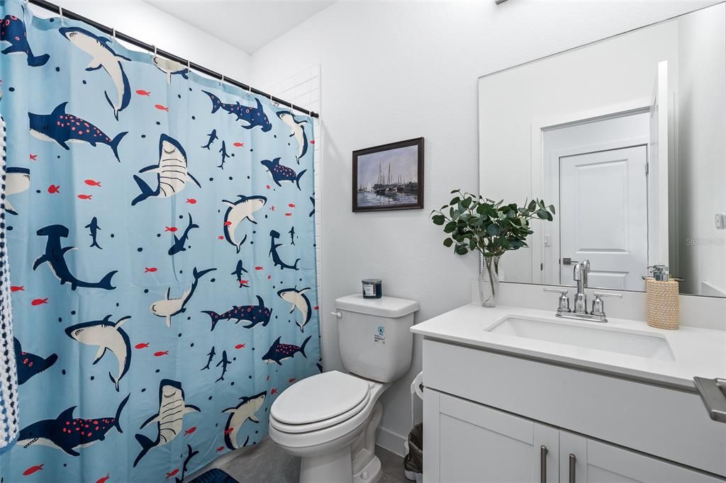 For Sale: $375,000 (4 beds, 3 baths, 2094 Square Feet)