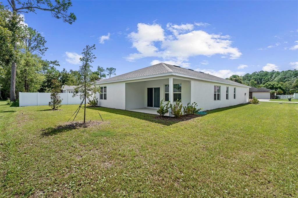 For Sale: $375,000 (4 beds, 3 baths, 2094 Square Feet)