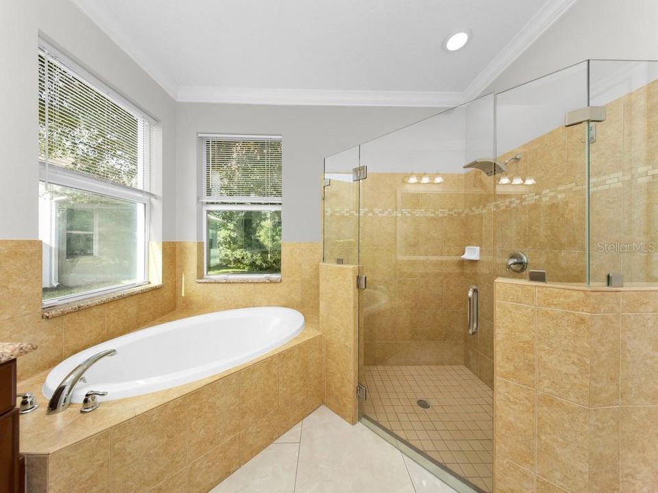 В аренду: $2,750 (3 спален, 2 ванн, 1684 Квадратных фут)