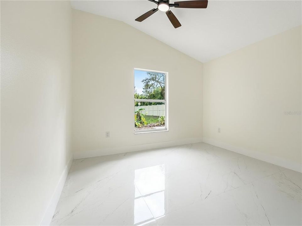 En Venta: $359,999 (3 camas, 2 baños, 1587 Pies cuadrados)