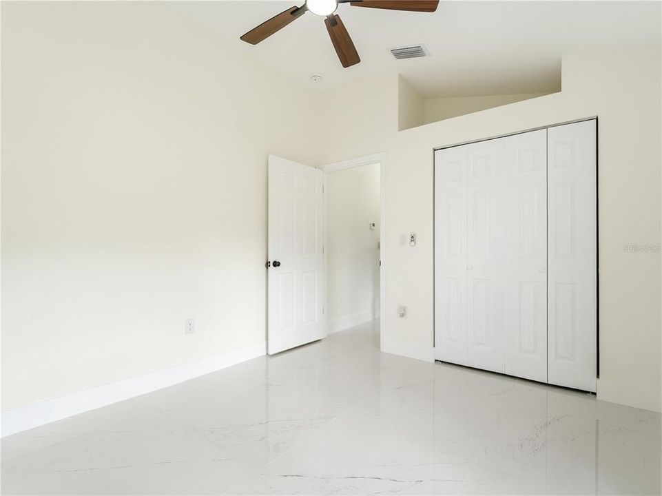 En Venta: $359,999 (3 camas, 2 baños, 1587 Pies cuadrados)