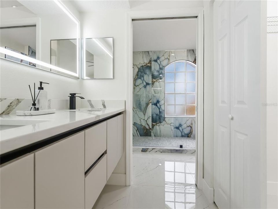 En Venta: $359,999 (3 camas, 2 baños, 1587 Pies cuadrados)
