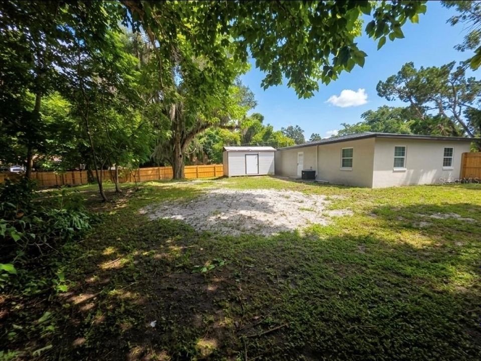 На продажу: $289,900 (3 спален, 2 ванн, 1140 Квадратных фут)