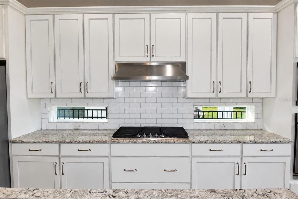 En Venta: $579,900 (4 camas, 3 baños, 2586 Pies cuadrados)