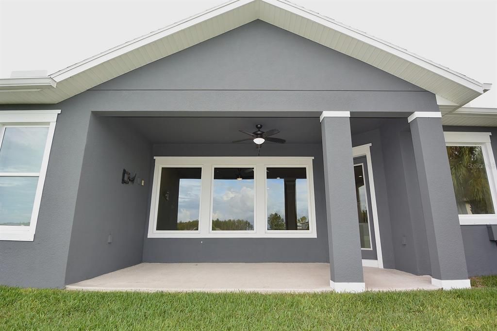 En Venta: $579,900 (4 camas, 3 baños, 2586 Pies cuadrados)