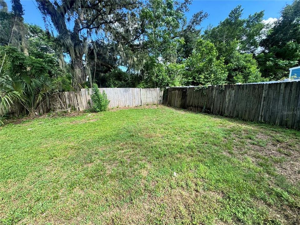 For Rent: $2,295 (4 beds, 2 baths, 1360 Square Feet)