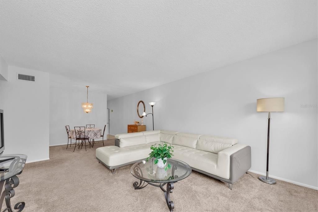 For Rent: $1,495 (2 beds, 2 baths, 1070 Square Feet)