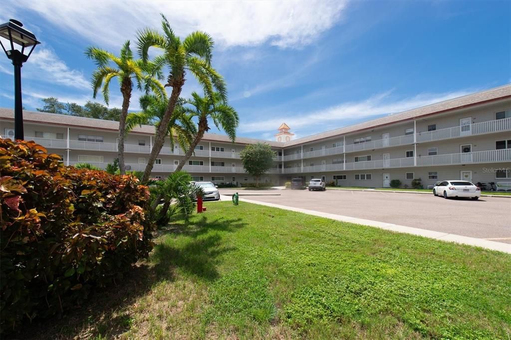 For Rent: $1,495 (2 beds, 2 baths, 1070 Square Feet)