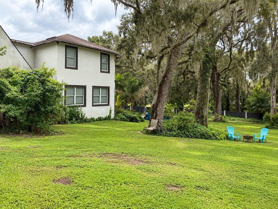 En Venta: $2,250,000 (6 camas, 5 baños, 7200 Pies cuadrados)