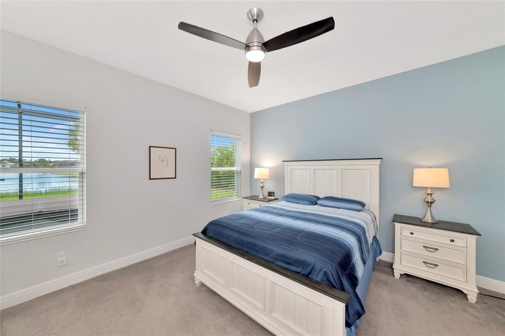 For Sale: $395,000 (2 beds, 2 baths, 1490 Square Feet)