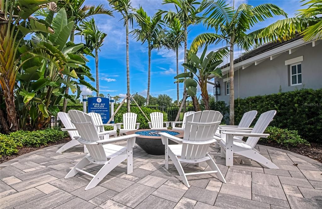 For Sale: $395,000 (2 beds, 2 baths, 1490 Square Feet)