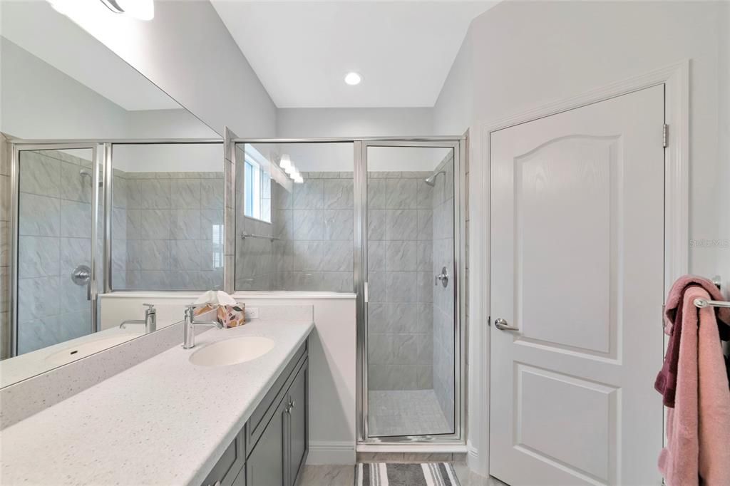 For Sale: $395,000 (2 beds, 2 baths, 1490 Square Feet)