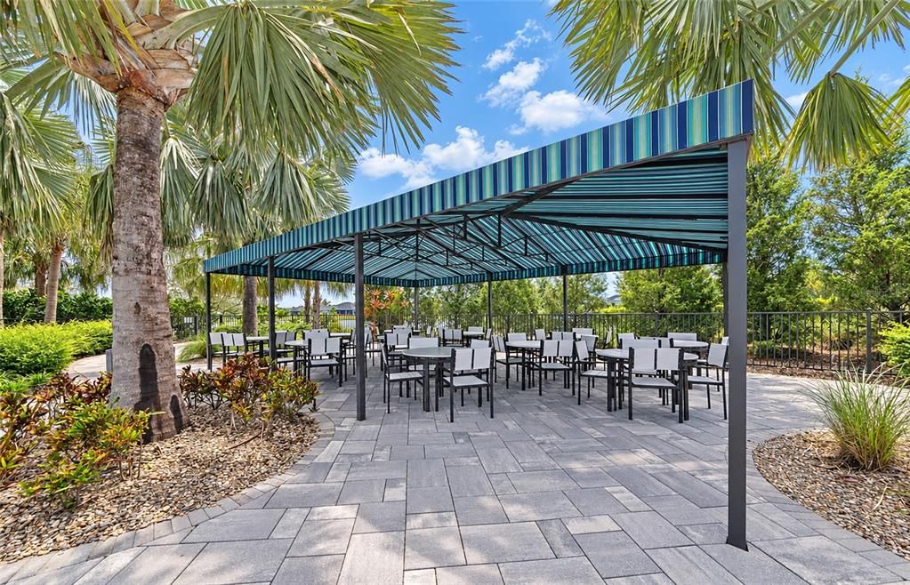 For Sale: $395,000 (2 beds, 2 baths, 1490 Square Feet)