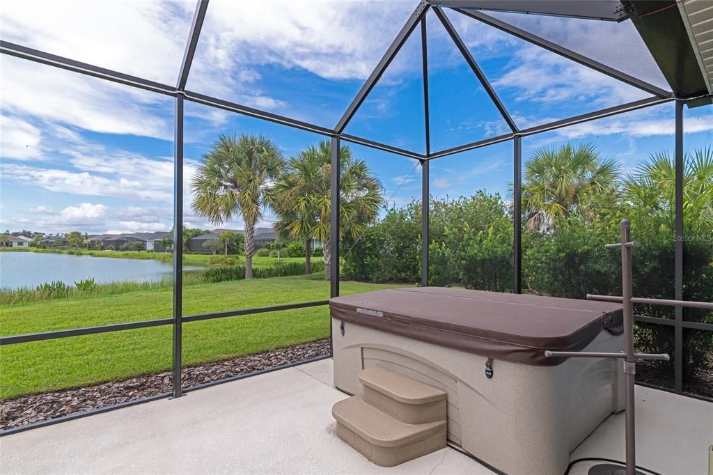 For Sale: $395,000 (2 beds, 2 baths, 1490 Square Feet)