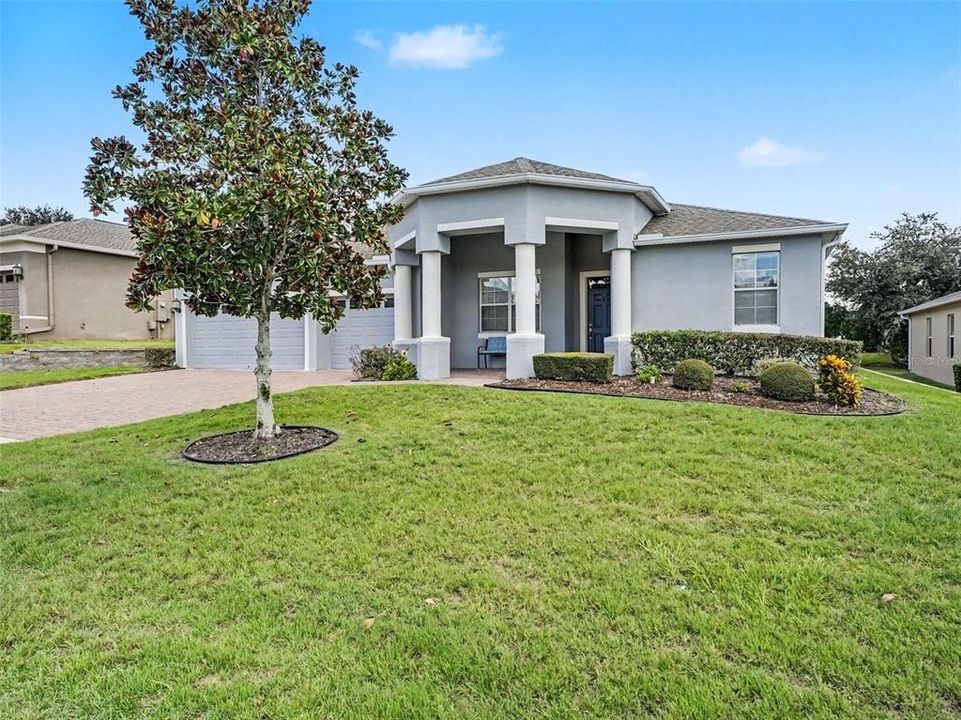 For Sale: $544,900 (4 beds, 3 baths, 2562 Square Feet)