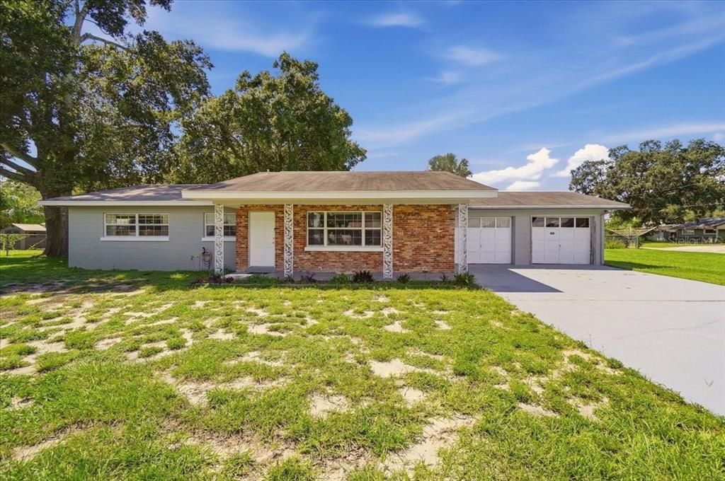For Sale: $250,000 (2 beds, 2 baths, 1787 Square Feet)