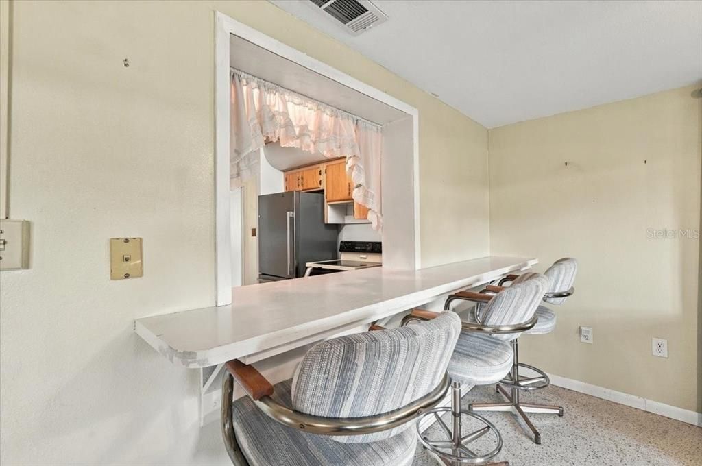 For Sale: $250,000 (2 beds, 2 baths, 1787 Square Feet)