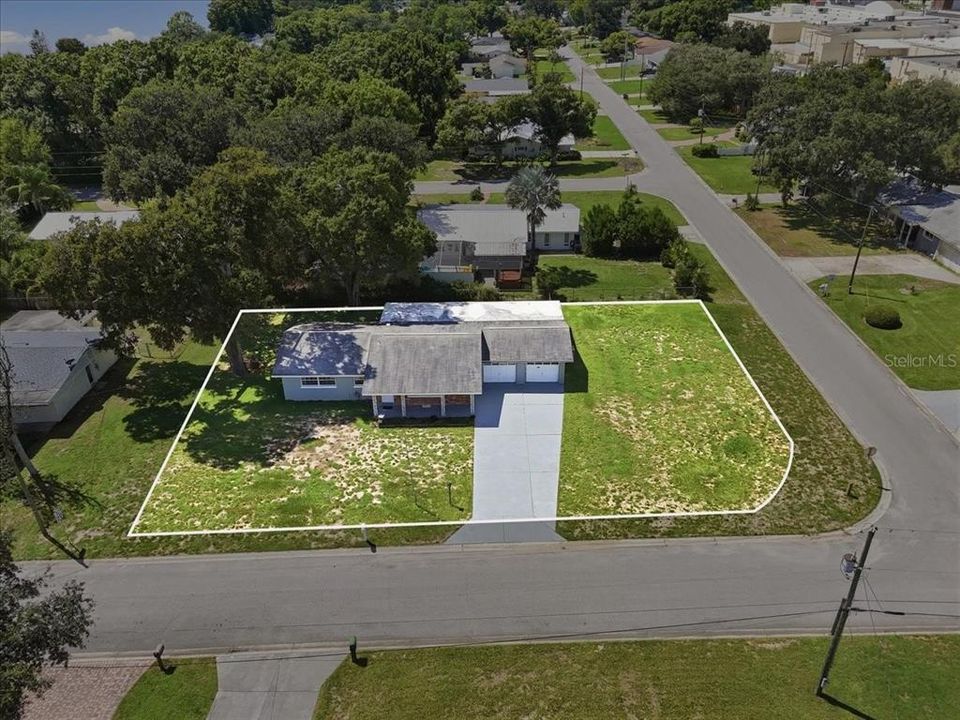 For Sale: $250,000 (2 beds, 2 baths, 1787 Square Feet)