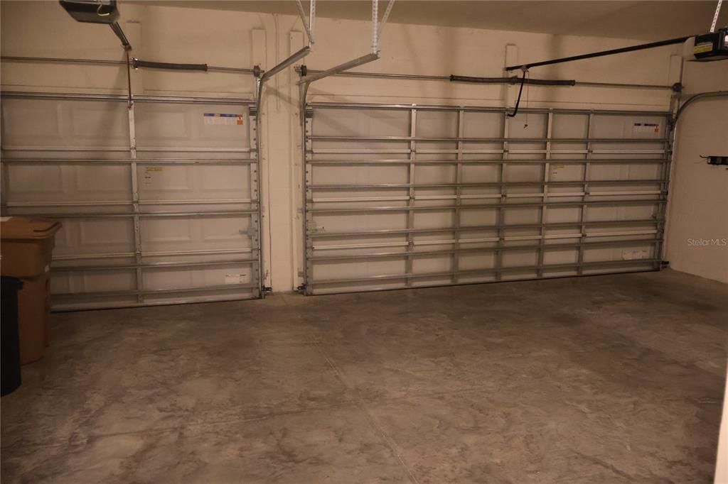 En Renta: $2,600 (4 camas, 3 baños, 2340 Pies cuadrados)