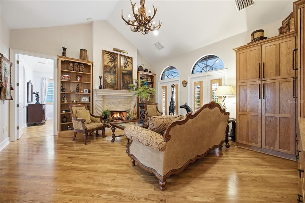 На продажу: $1,995,000 (4 спален, 4 ванн, 4135 Квадратных фут)