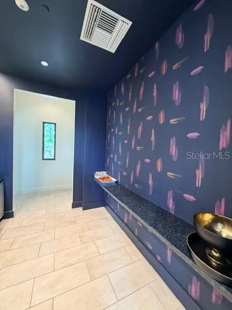 En Venta: $539,900 (4 camas, 3 baños, 2195 Pies cuadrados)