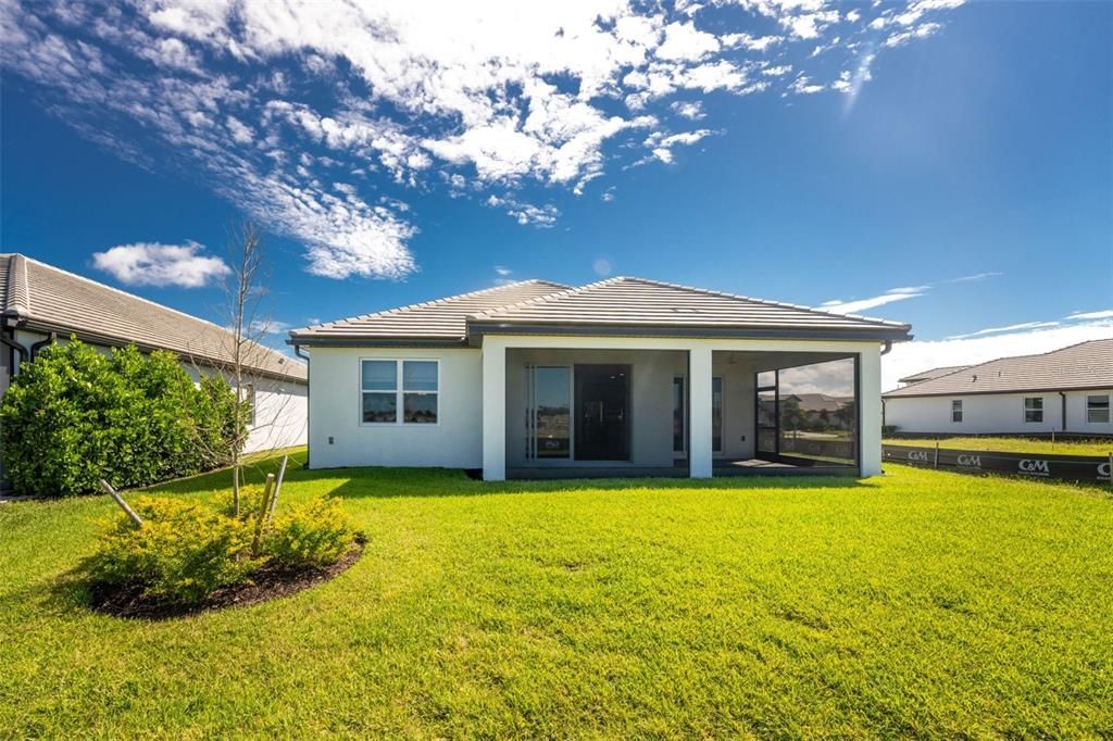 En Venta: $539,900 (4 camas, 3 baños, 2195 Pies cuadrados)