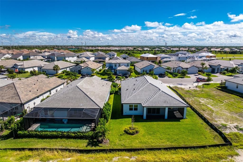 En Venta: $539,900 (4 camas, 3 baños, 2195 Pies cuadrados)