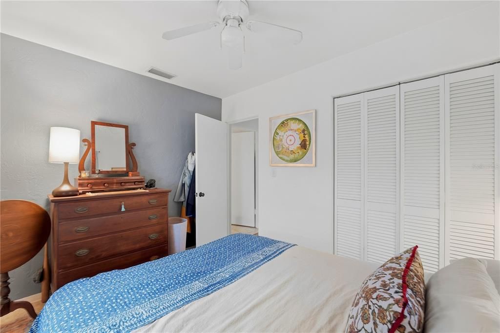 En Venta: $360,000 (3 camas, 1 baños, 1141 Pies cuadrados)