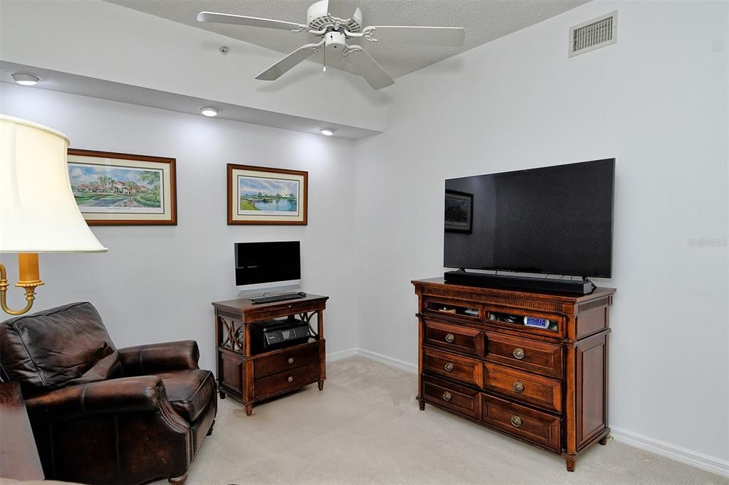: $252,500 (2 camas, 2 baños, 1433 Pies cuadrados)