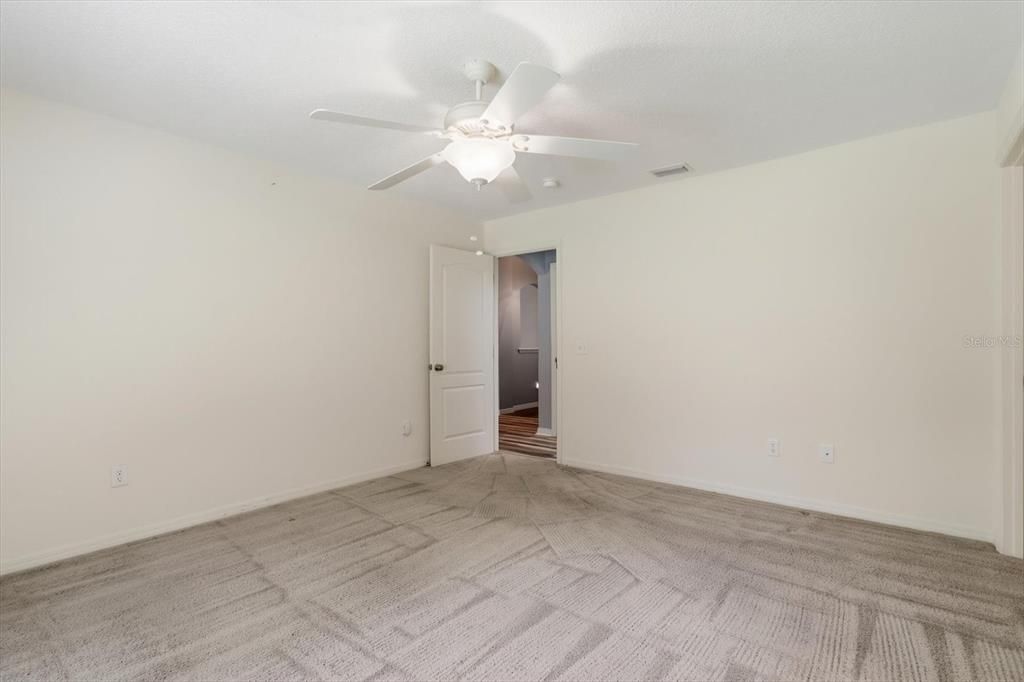 For Sale: $245,900 (2 beds, 2 baths, 1449 Square Feet)
