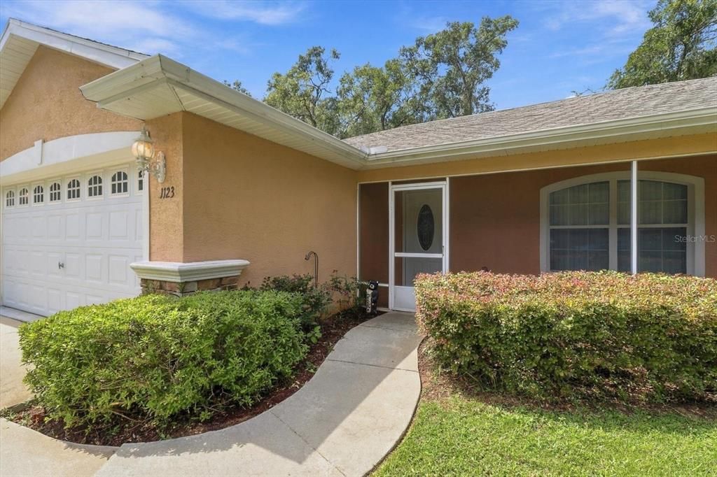 For Sale: $245,900 (2 beds, 2 baths, 1449 Square Feet)