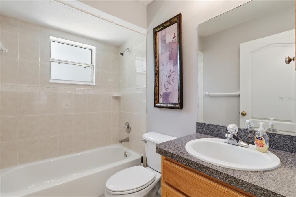 For Sale: $245,900 (2 beds, 2 baths, 1449 Square Feet)