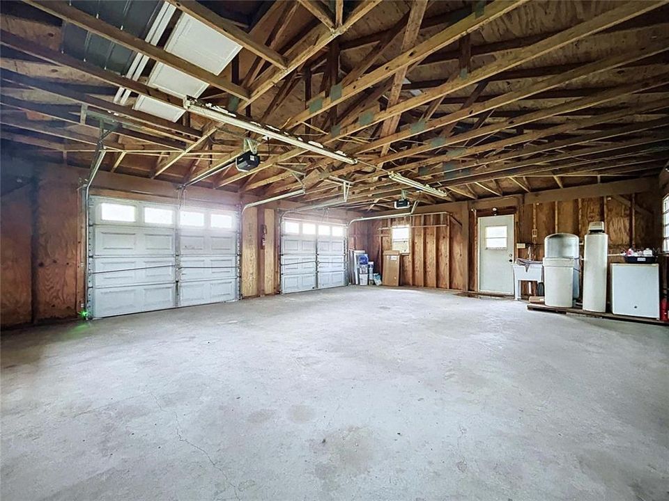 For Sale: $564,990 (3 beds, 2 baths, 2186 Square Feet)