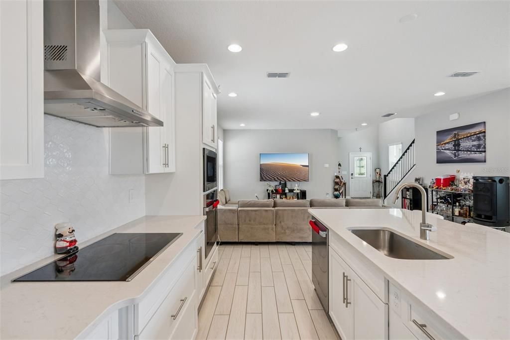 For Sale: $519,900 (4 beds, 3 baths, 2791 Square Feet)