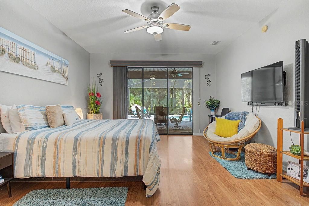 En Venta: $459,900 (3 camas, 3 baños, 2271 Pies cuadrados)