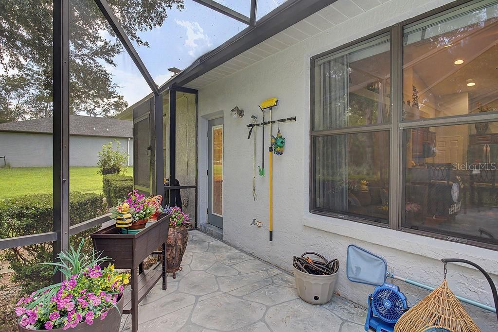 En Venta: $459,900 (3 camas, 3 baños, 2271 Pies cuadrados)