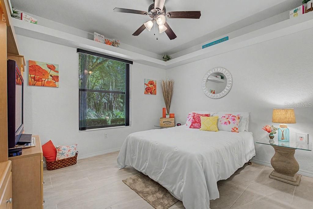 En Venta: $459,900 (3 camas, 3 baños, 2271 Pies cuadrados)