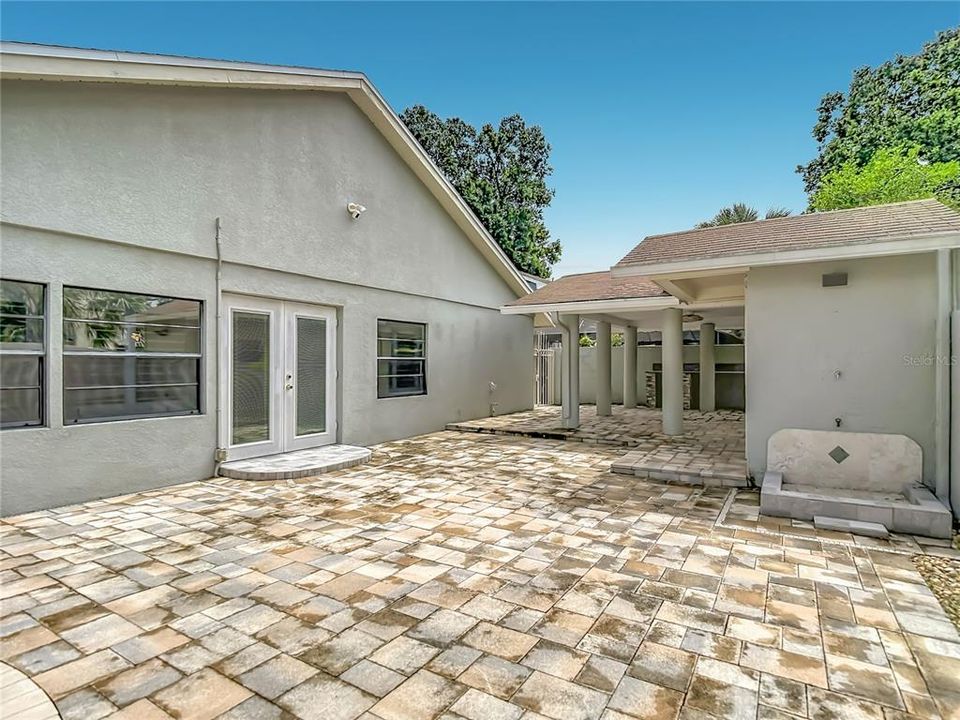 На продажу: $469,900 (4 спален, 2 ванн, 2599 Квадратных фут)