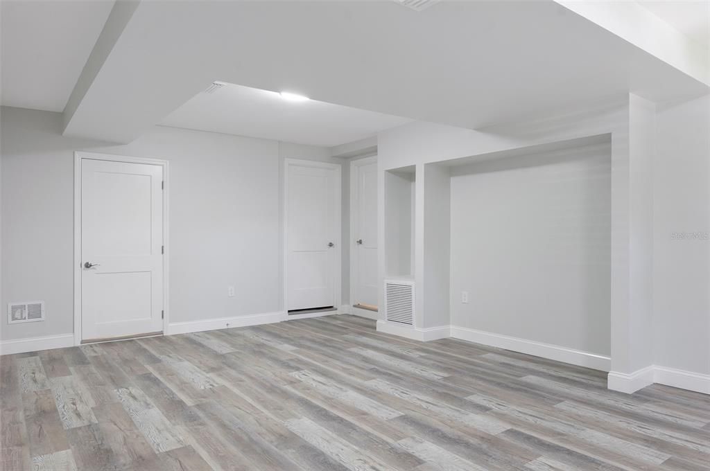 В аренду: $1,900 (2 спален, 1 ванн, 758 Квадратных фут)
