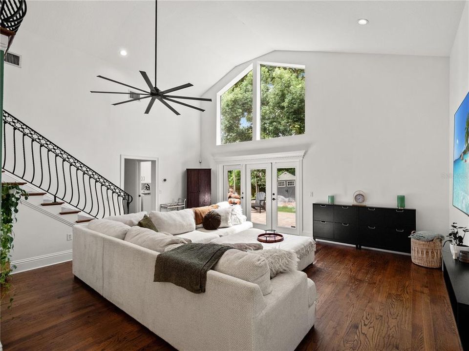En Venta: $850,000 (4 camas, 4 baños, 2688 Pies cuadrados)