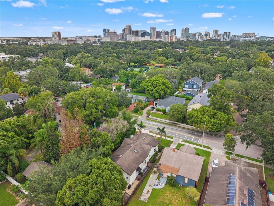 En Venta: $850,000 (4 camas, 4 baños, 2688 Pies cuadrados)