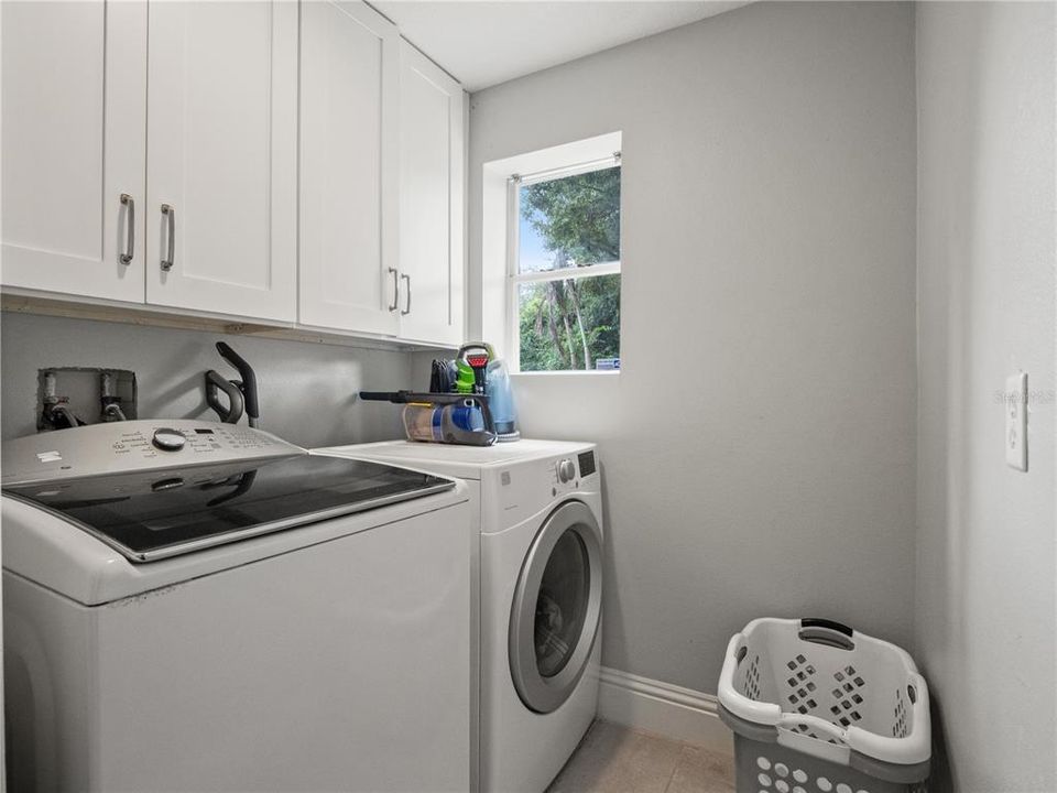 En Venta: $850,000 (4 camas, 4 baños, 2688 Pies cuadrados)