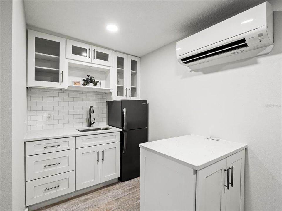 En Venta: $850,000 (4 camas, 4 baños, 2688 Pies cuadrados)