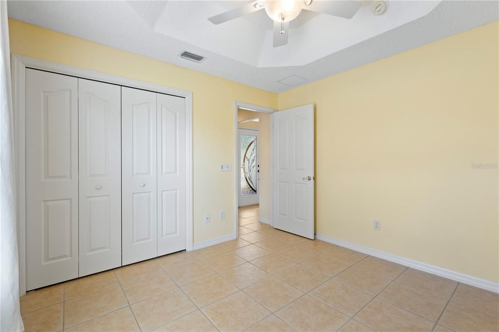 Activo con contrato: $588,000 (3 camas, 2 baños, 2145 Pies cuadrados)