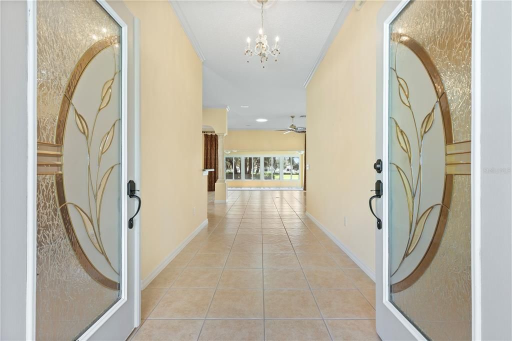 Activo con contrato: $588,000 (3 camas, 2 baños, 2145 Pies cuadrados)