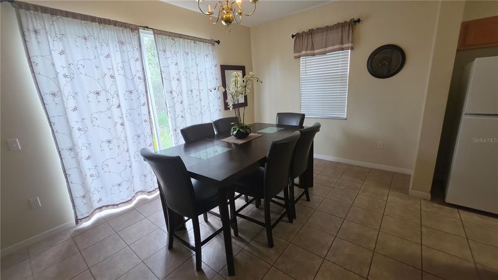 В аренду: $1,800 (3 спален, 2 ванн, 1595 Квадратных фут)