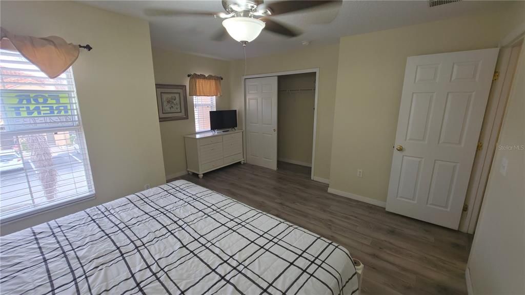 В аренду: $1,800 (3 спален, 2 ванн, 1595 Квадратных фут)