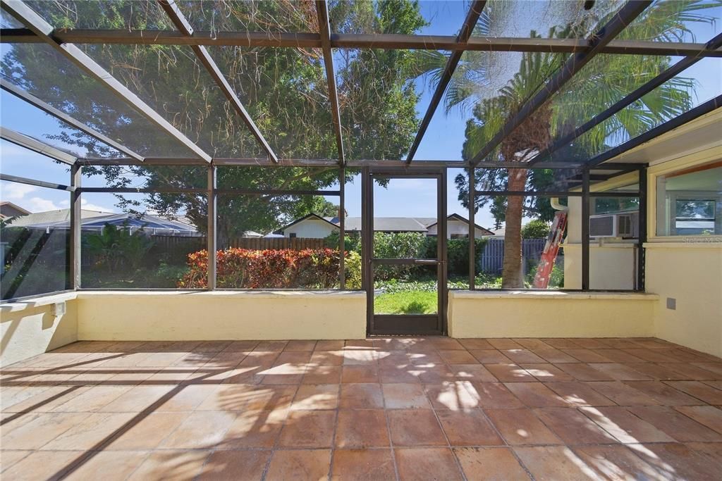 На продажу: $339,500 (3 спален, 2 ванн, 1693 Квадратных фут)