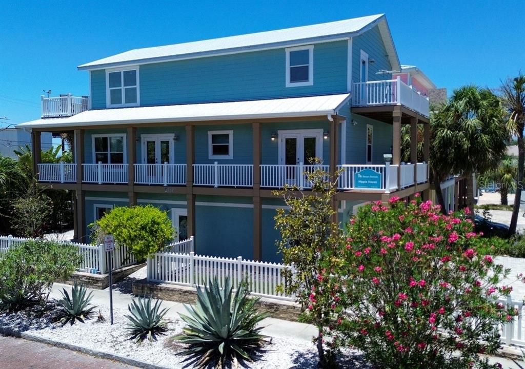 En Venta: $1,300,000 (3 camas, 3 baños, 3051 Pies cuadrados)